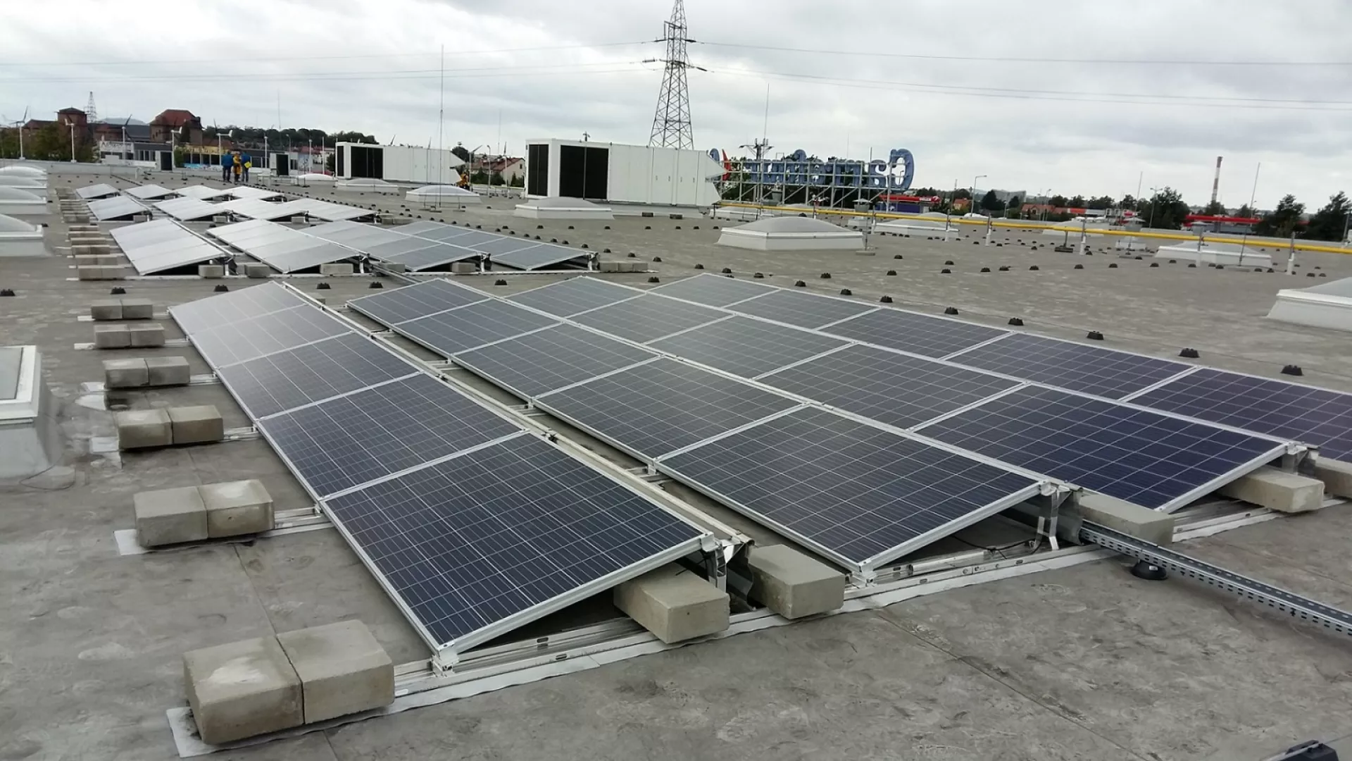 Carrefour%20%26%20EDP%20Energia%20Polska_0.jpg