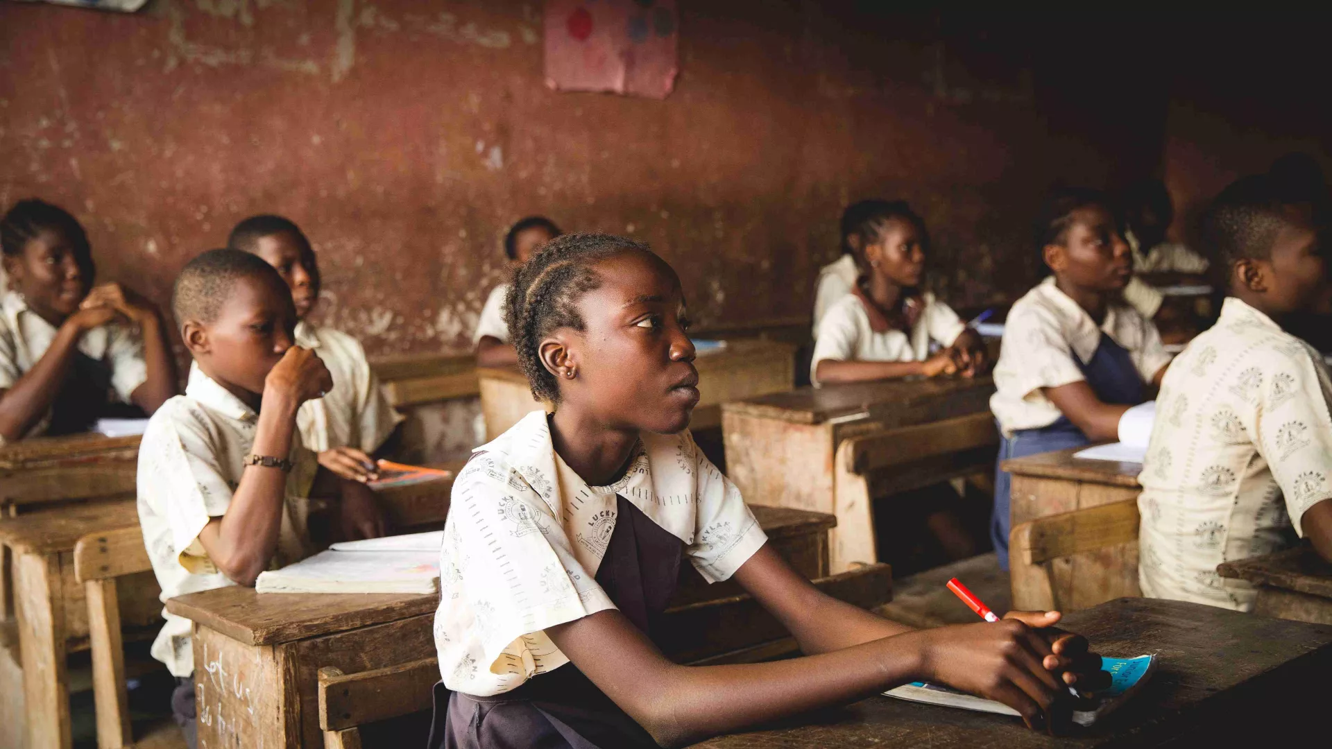 escola%20africa.jpg