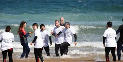 Haciendo surf